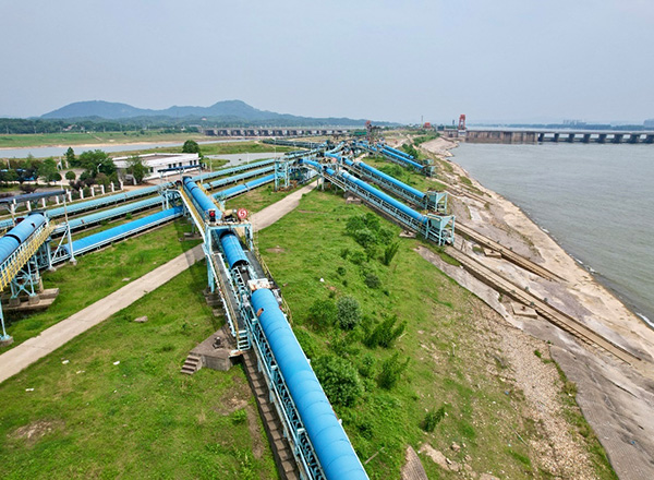 video03.jpg video03.jpg